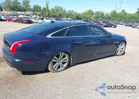 2013 Jaguar Xj Xjl Portfolio z USA, uszkodzony, nr VIN SAJWJ2GDXD8V44882